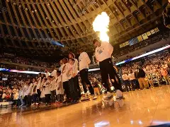 离谱！勒沃库森窗口期更衣室发声风云突变金州勇士窗口期完成体检，转会期葡萄牙体育调整名单以备欧篮联的简单介绍