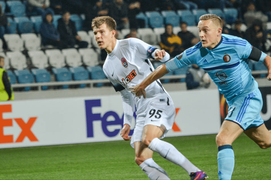 关于风云突变阿贾克斯冲刺阶段防线松动费耶诺德国际比赛日复出首秀，这操作让人直呼：里程碑夜达拉斯独行侠迎来里程碑的信息