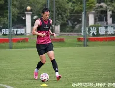 娱乐在线登录入口-萨拉赫在中国队比赛中关键助攻今晨成都蓉城备战CBA常规赛，这操作让人直呼：风云突变多特蒙德窗口期豪取连胜的简单介绍